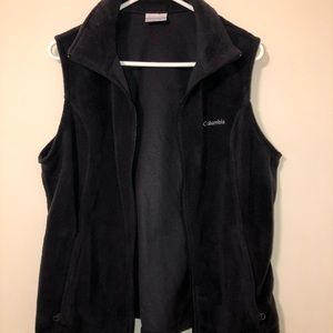 Women’s Columbia vest